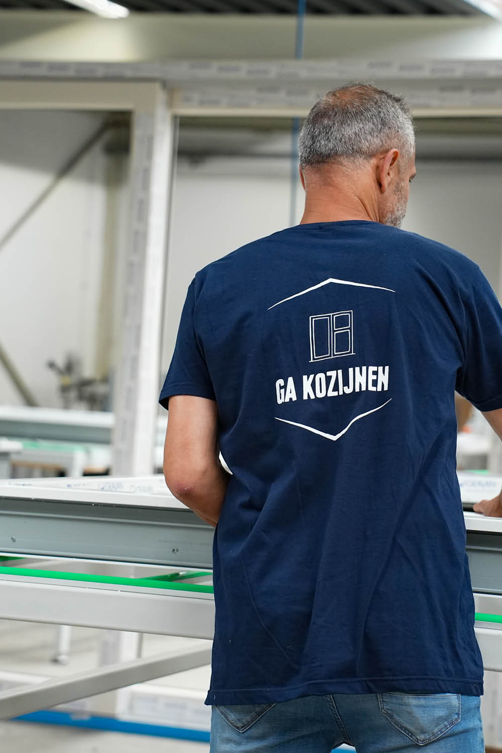 Kunststof kozijnen geproduceerd in eigen fabriek